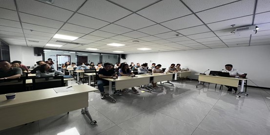 图片2.jpg 图片2.jpg